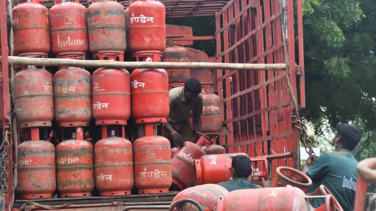 LPG Cylinder Crisis: Will LPG gas cylinder prices rise again? Know here
