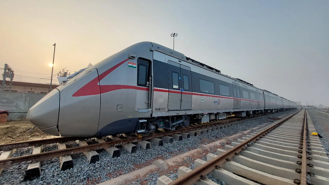 Indian Railways to Launch 220 km/h High-Speed Train, Know the Details - HIGH SPEED TRAIN | Times Bull