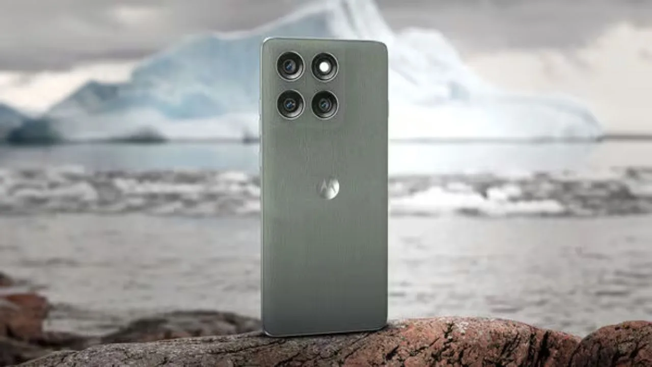 Motorola Edge 70 Pro Leak: 6500mAh Battery, Snapdragon 8 Gen 4 & Premium Design Coming Soon - Motorola Edge 70 Pro | Times Bull