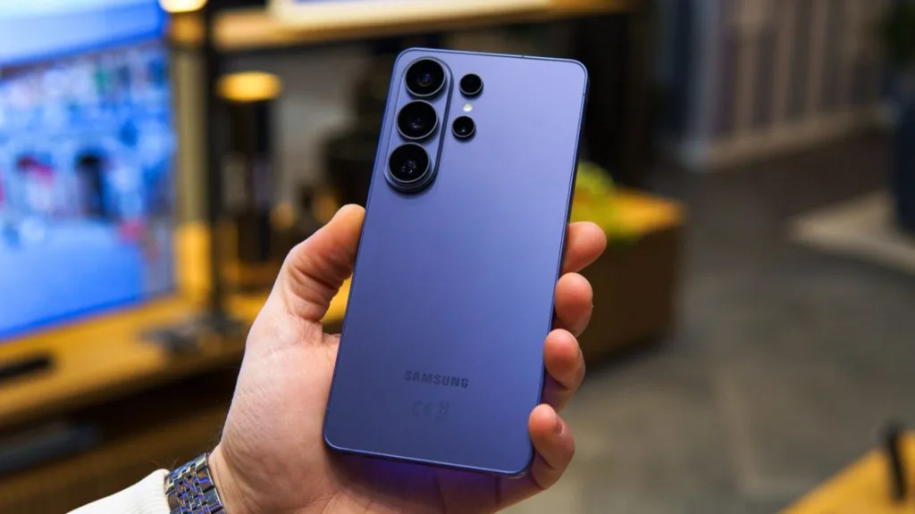 Samsung Galaxy S26 Ultra Now Cheaper: with a 200MP DSLR-Like Camera Flagship at a Lower Price! 1 Samsung Galaxy S26 Ultra 1