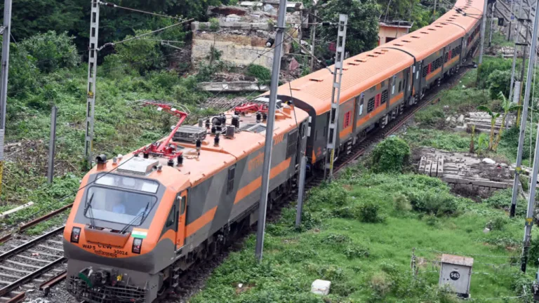 New Amrit Bharat Express Starts April 24, Know Route & Timing