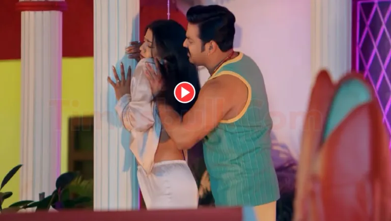 Bhojpuri Song – Pawan Singh & Astha Singh Boldest Bedroom Romance Go Viral, Watch Here