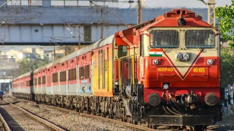 Indian Railways to run 18,262 special trains, Know the details