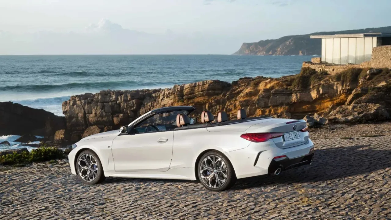 BMW M440i xDrive Convertible Specs Revealed: 500Nm Torque, 250kmph Top Speed & Luxury Cabin - Bmw M440i Xdrive Convertible (4) | TIMESBULL