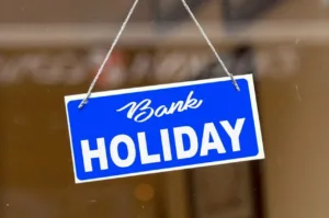 Bank Holiday Alert: अगले