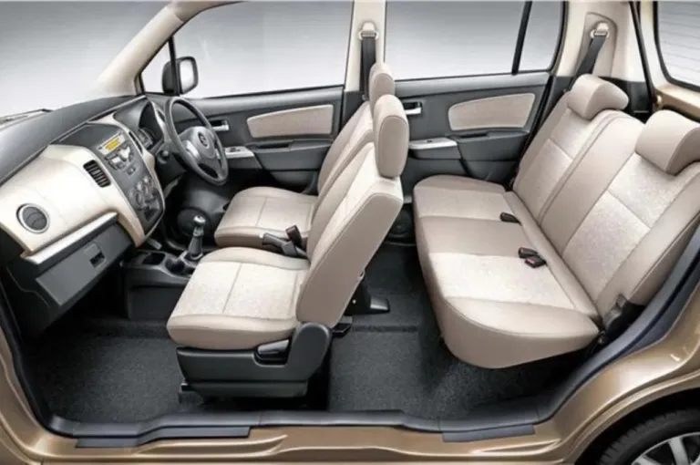 Best CNG Cars: पेट्रोल के बढ़ते दाम के बीच ये सीएनजी गाड़ी खरीदकर खर्च करें कम, माइलेज भी जबरदस्त