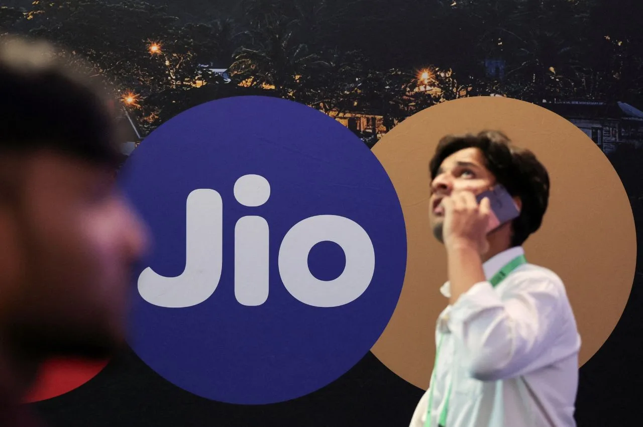 Jio and OPPO Partner to Roll Out 5G-Advanced in India with Find X9s and Find X9 Ultra - Jio Oppo 5g Advanced Partner | TIMESBULL