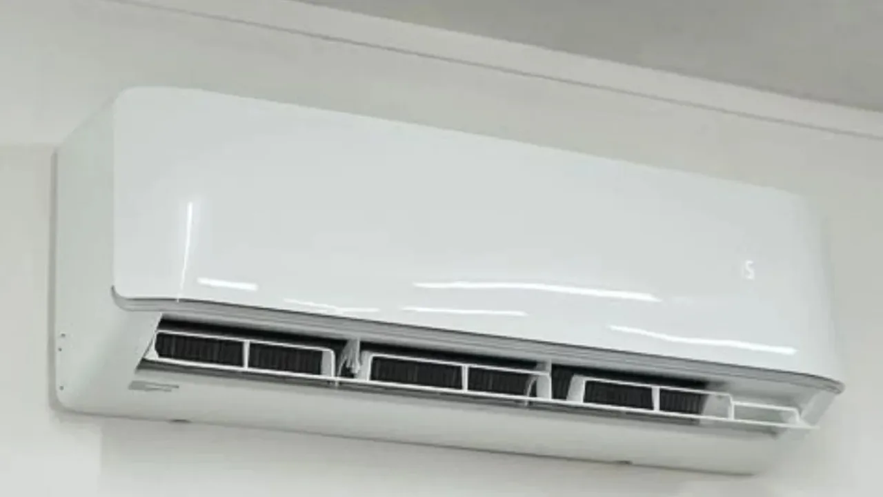 MarQ Split AC