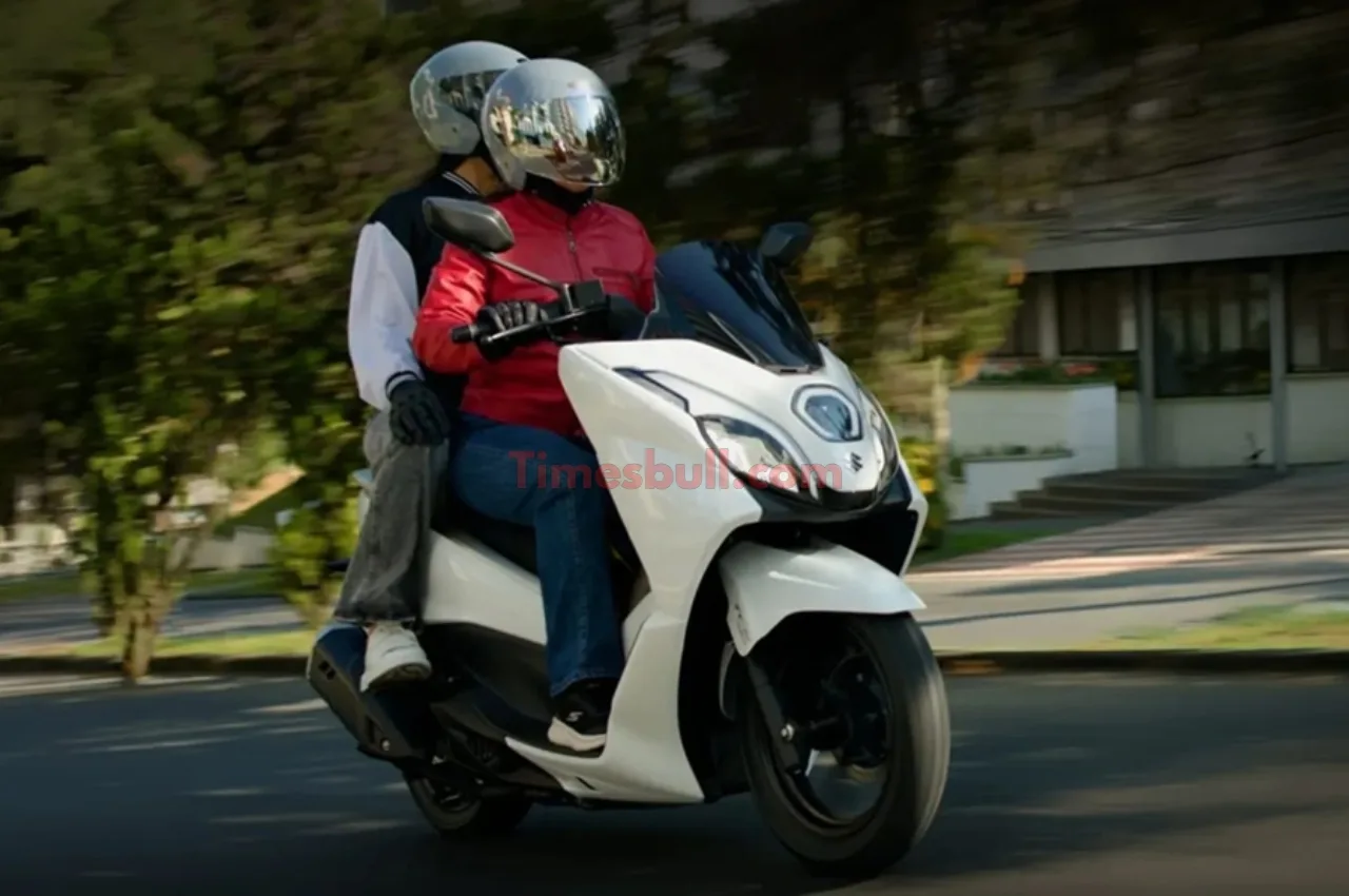 Suzuki Burgman 150 Revealed – Aggressive Design And Premium Features Inside - Suzuki Burgman 150 (2) | TIMESBULL