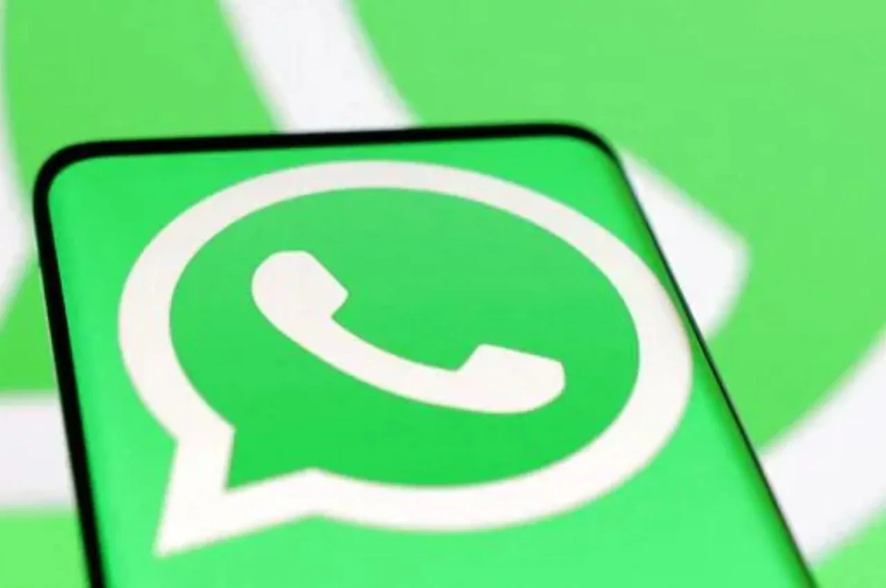 Is WhatsApp Web Down? Users Redirected to Facebook Page – How to Fix the Login Error - Whatsapp Web Down | TIMESBULL