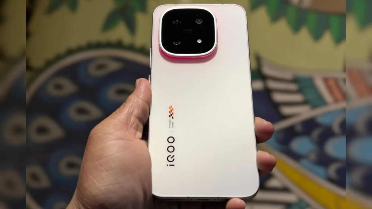 iQOO 15 vs Oppo Find X9