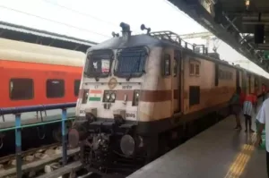 Train Cancelled- 77 Trains