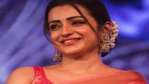 Trisha Krishnan Gorgeous Looks