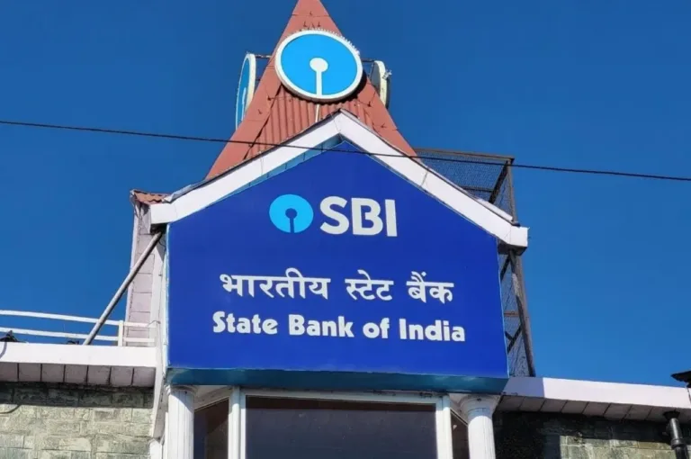 SBI FD- How Much Will Rs 5 Lakh Grow in 3 Years for Senior Citizens? Know Here