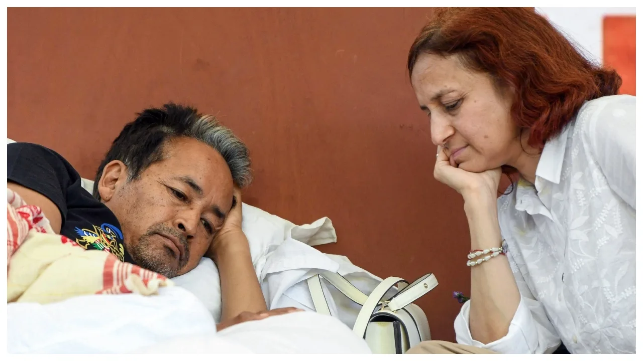 Who is Gitanjali Angmo? Sonam Wangchuk’s Wife, Here Know Her Complete Educational Qualifications