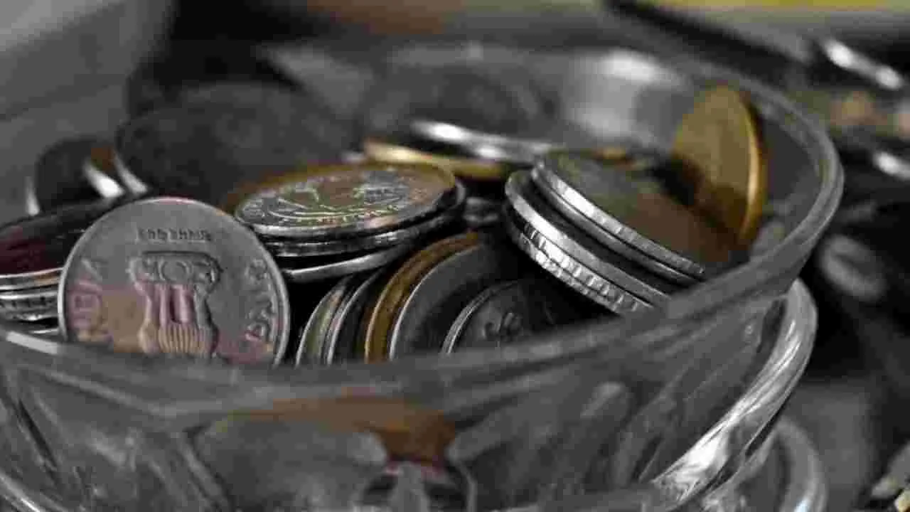 8th Pay Commission: 4.0 Fitment Factor, Basic Salary May Rise Rs 72,000!