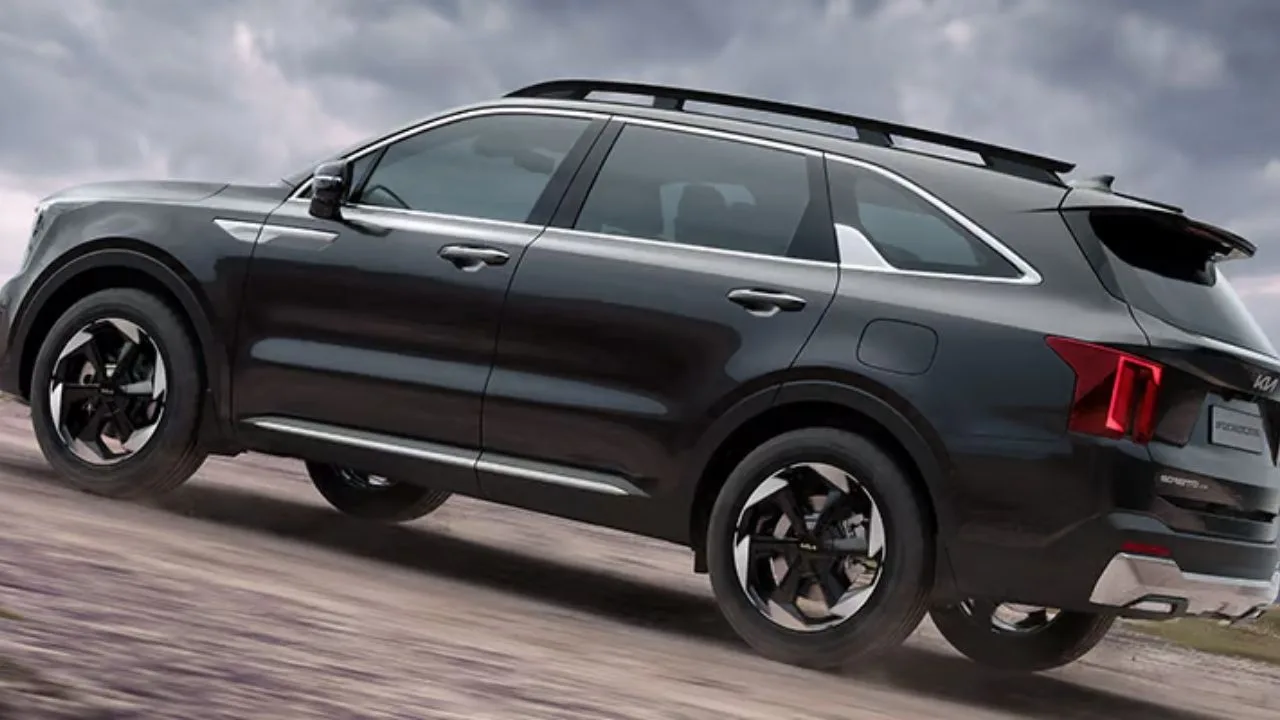 Kia Sorento Variant List Leaked – 6/7-Seat Configs Revealed Ahead of September 4 Launch - Image 1