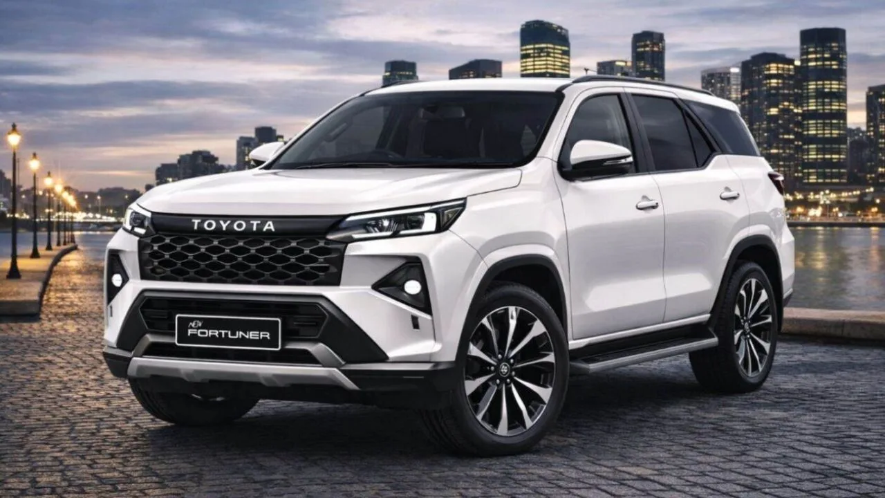 Next-Gen Toyota Fortuner 2027 – To launch with a hybrid powertrain and premium cabin - Image 1