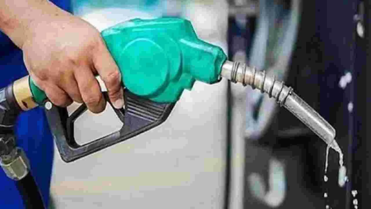 Petrol Diesel Price: Crude Oil Jumps 6%—Will Fuel Get Costlier Today? Check Now