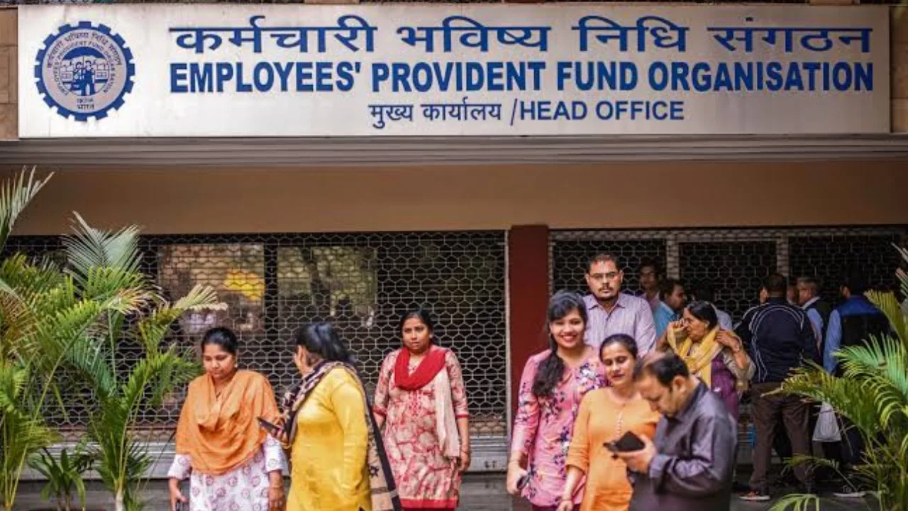 EPFO Pension- Wrong Date of Exit? Your Pension Will Stuck, Do This Work Now