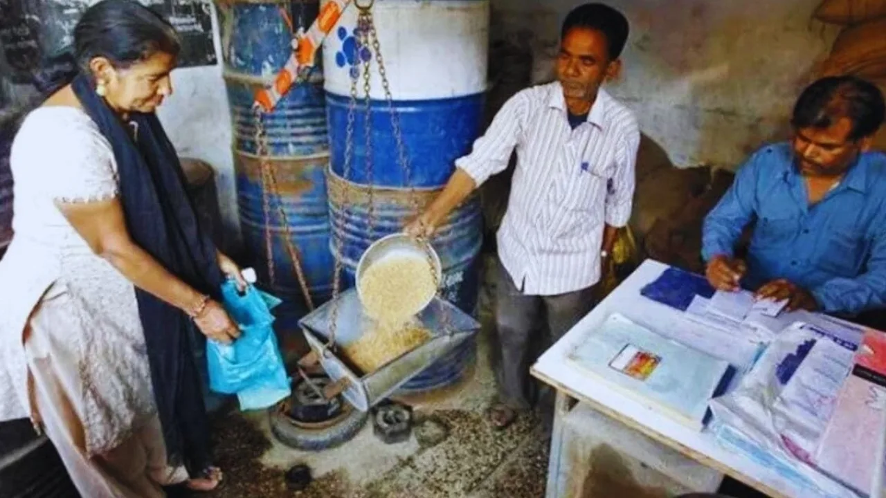 Ration Card Update: Who Will Get 7 Kg or 35 Kg of Ration? Check the Rules