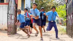 School Holiday August: Full