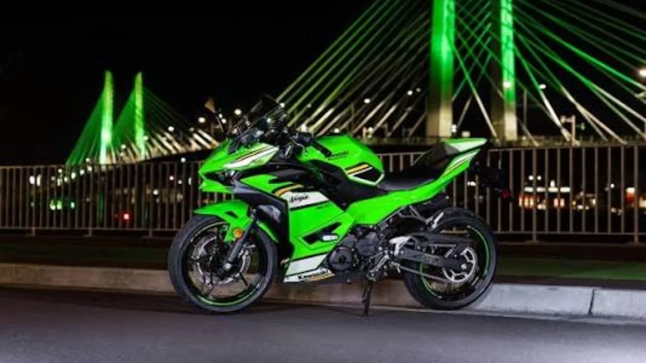 2027 Kawasaki Ninja 500 Launched with New Lime Green Look, Price Start ₹5.76 Lakh - Image 1