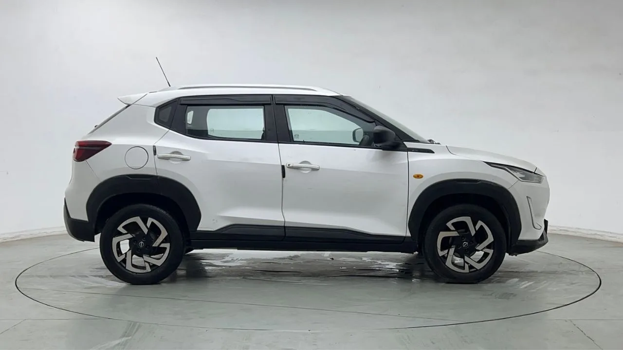 Nissan Magnite available Under ₹4 lakh, Get Inside Complete Details - Image 1