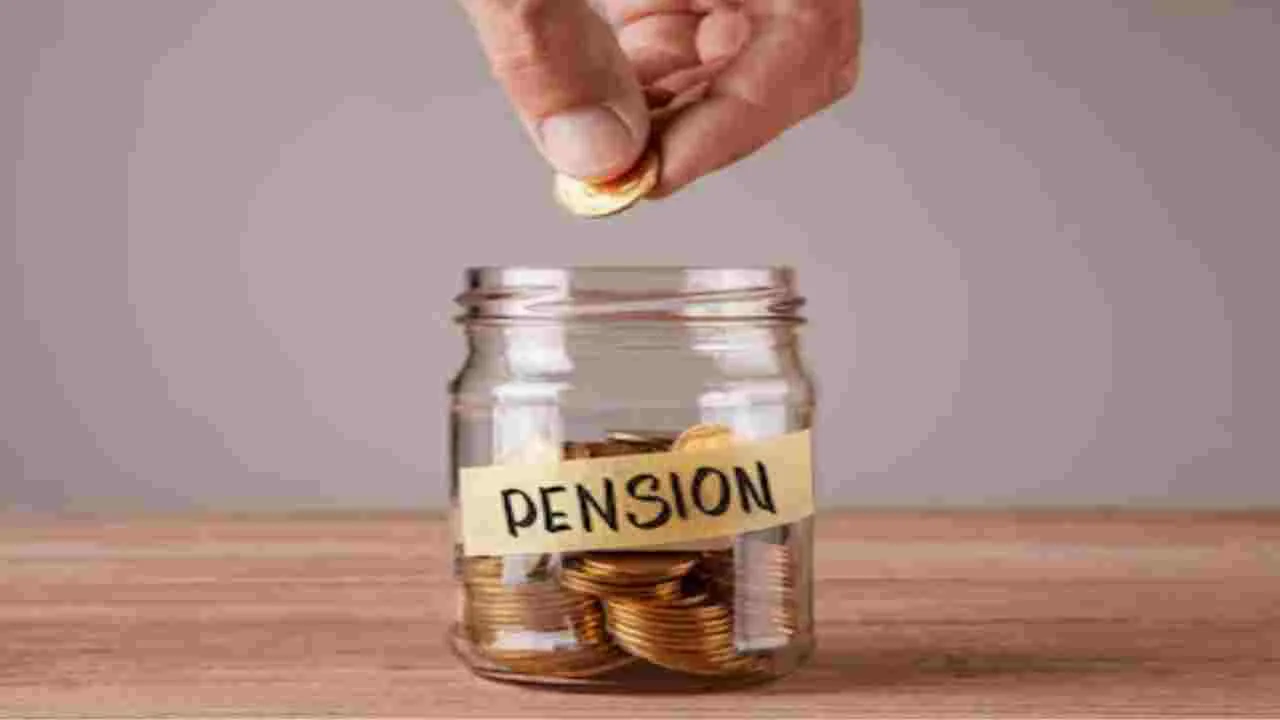 8th Pay Commission Update: Is Pension Being Discontinued? Retired Employees Should Know