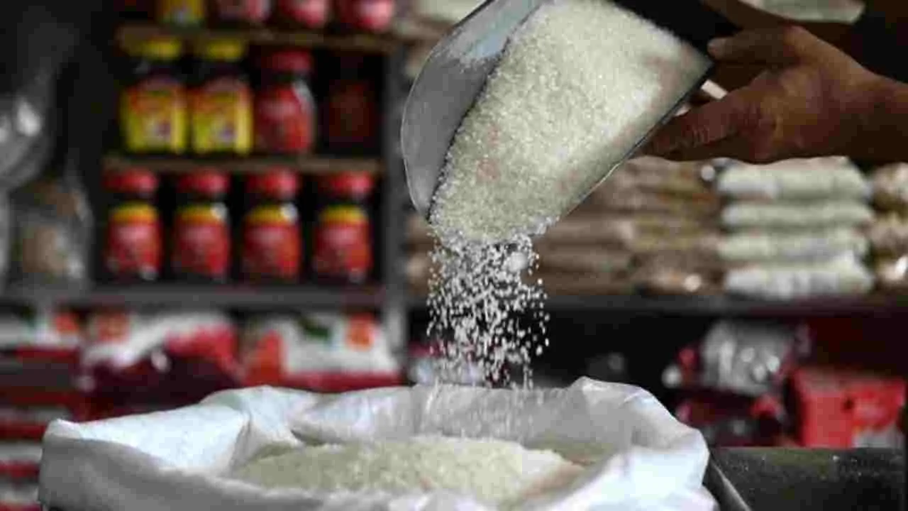 Sugar Prices Fall Sharply Ahead of Festive Season, Check New Rates
