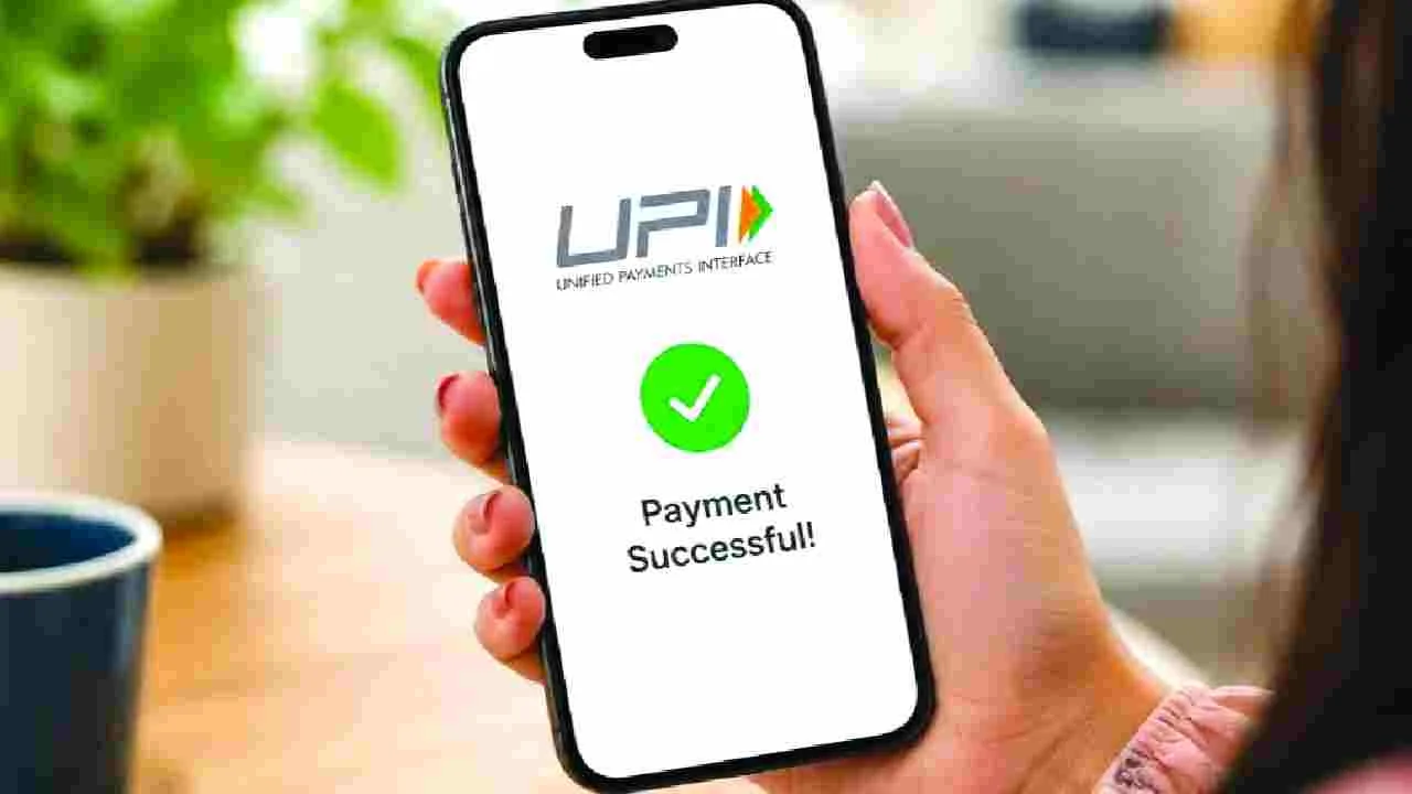 UPI Payments Above Rs 2,000, Finance Minister Clarifies MDR Charges