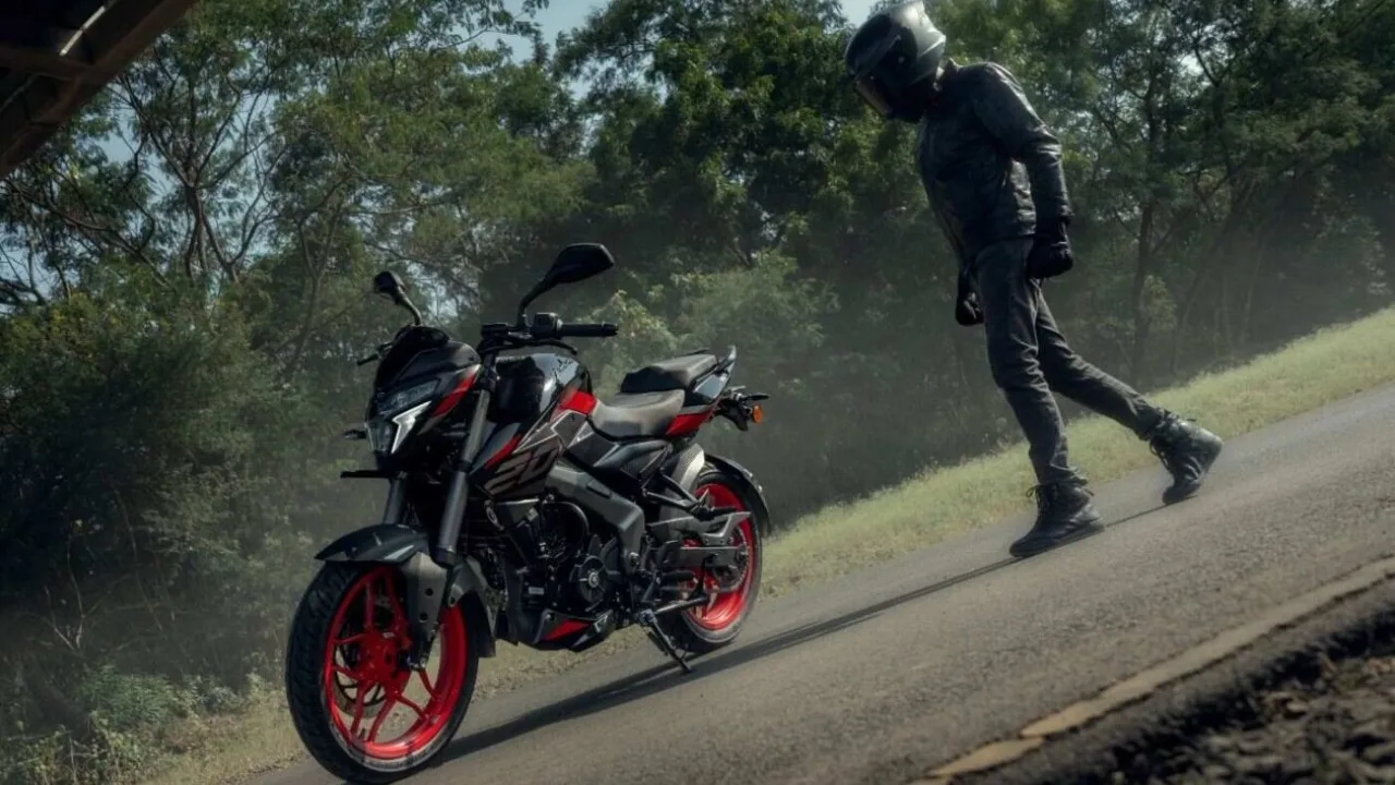 2026 Bajaj Pulsar NS200 Launched at ₹1.60 Lakh — Check What’s New - Image 2