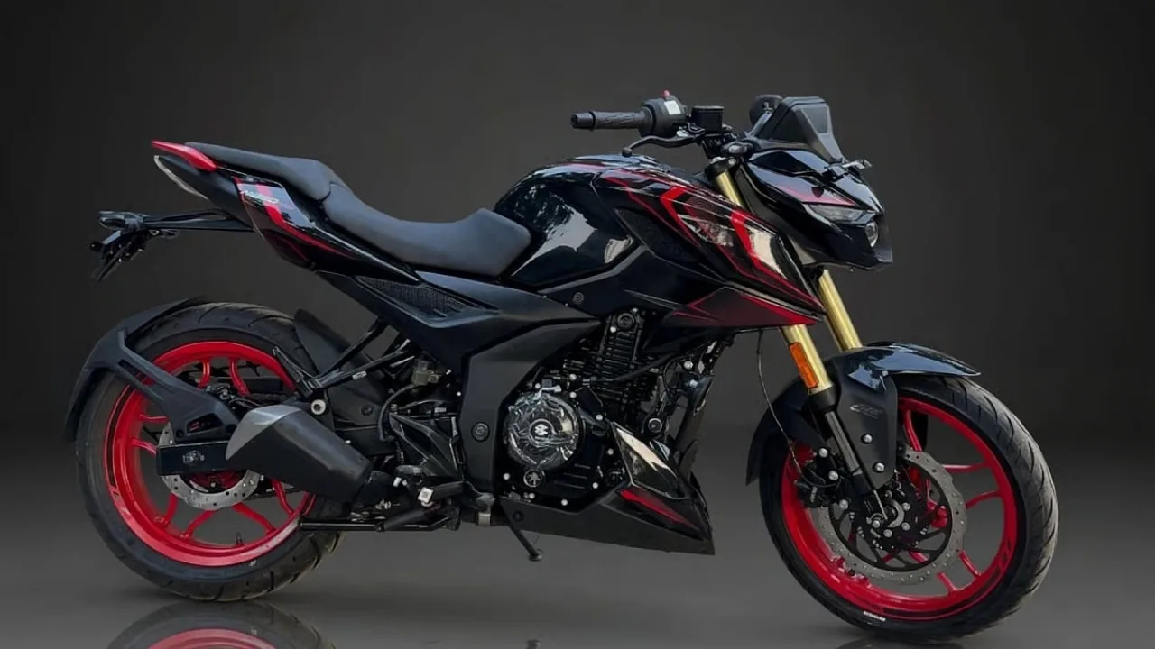 Bajaj Pulsar N250SS Launched at ₹1.59 Lakh — Check Features & Specs - Image 1