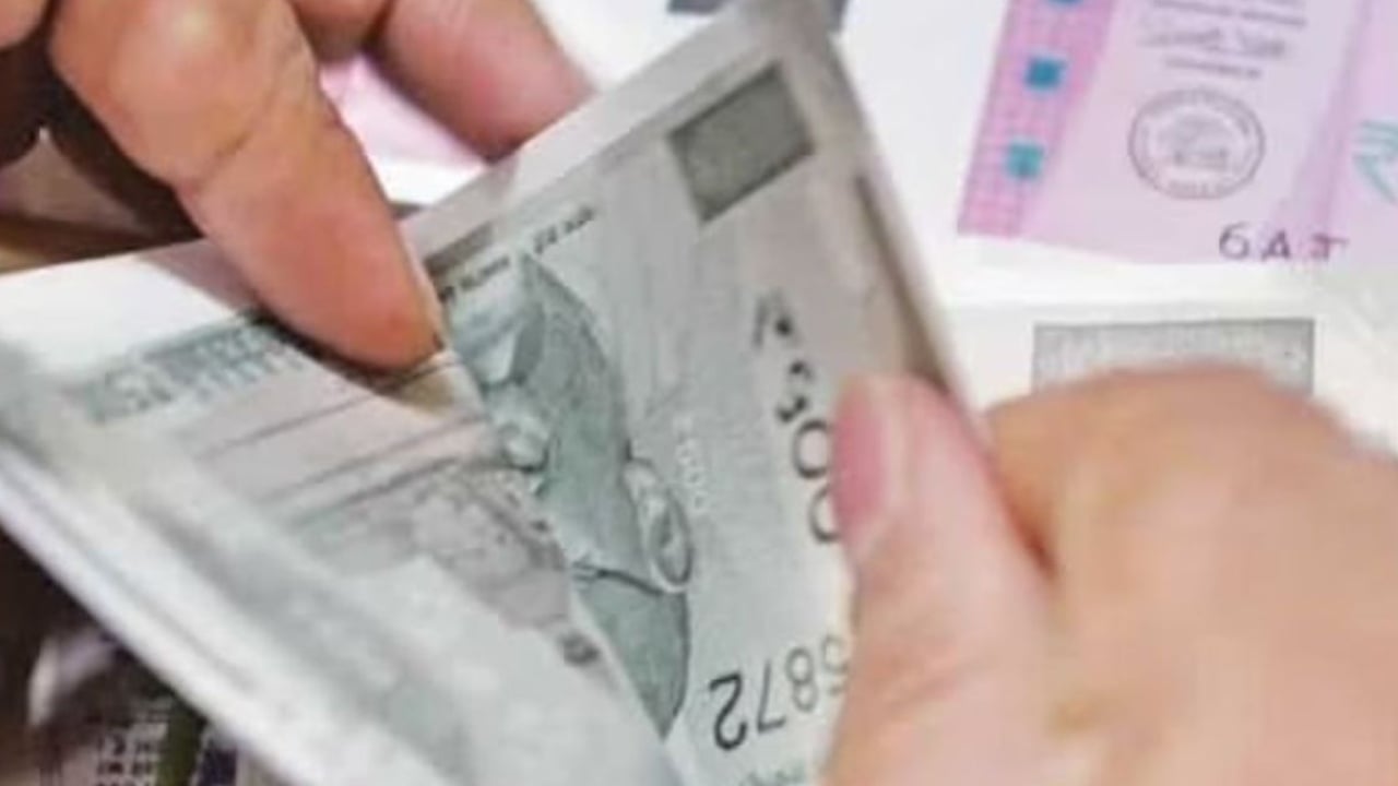 DA Hike: Central Employees May Get 3% Increase, Know Salary Impact