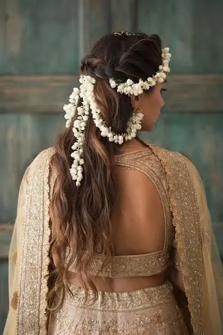 Top 7 Karva Chauth Hairstyles You Can Make at Home in 5–10 Minutes, Must Try - Image 7