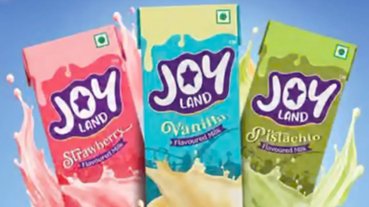 Mukesh Ambani Plans to Sell Milk for Rs 20, Challenging Amul and Mother Dairy