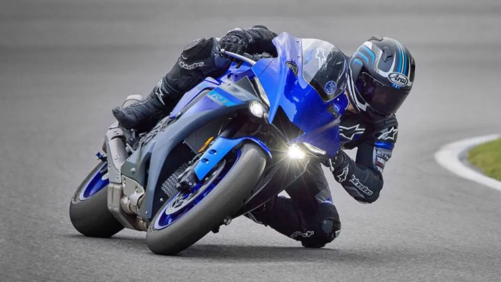 Yamaha YZF R1 1 1